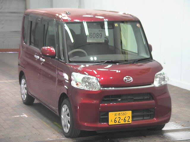 Import and buy DAIHATSU TANTO 2017 from Japan to Nairobi, Kenya