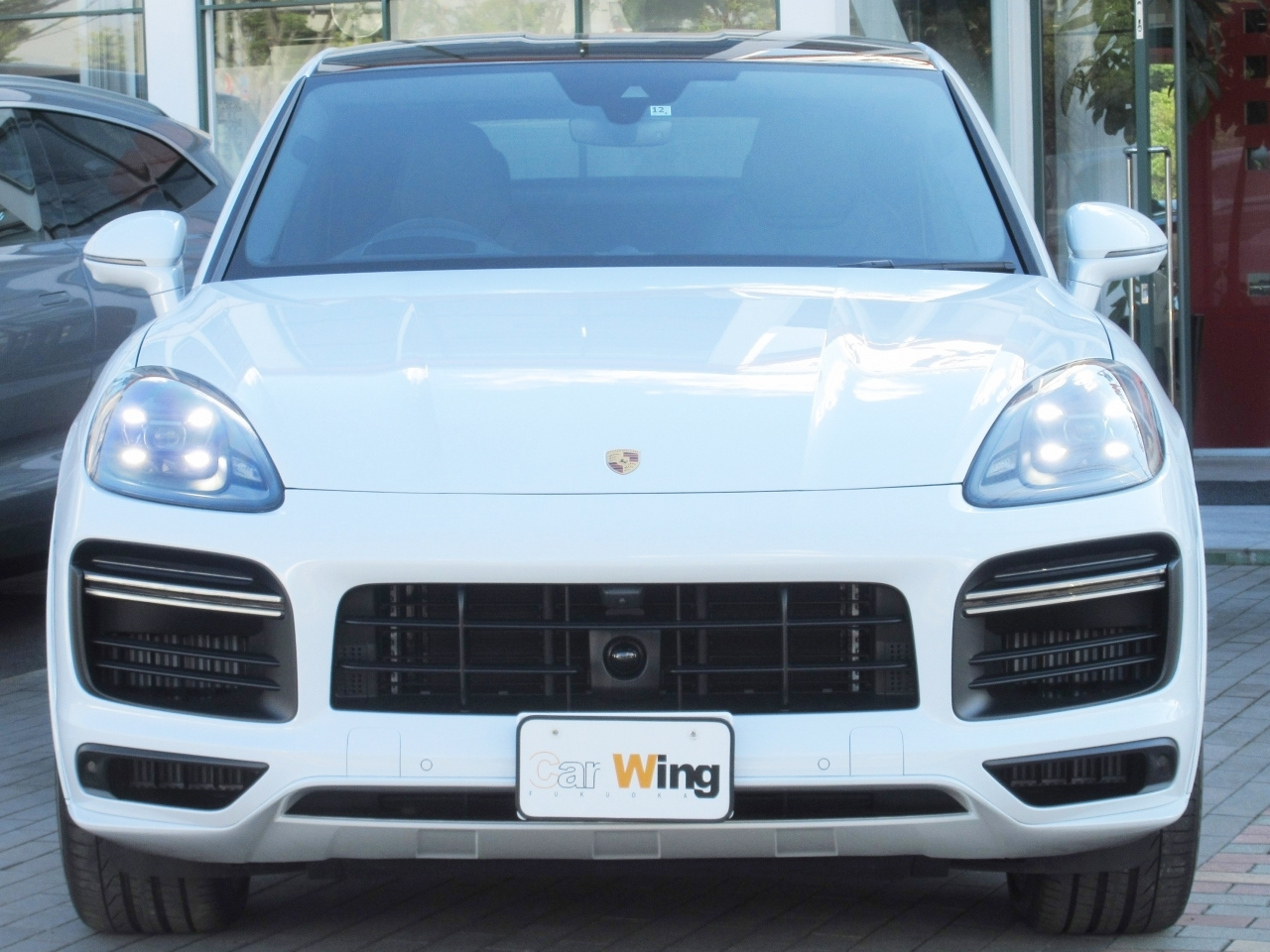 Import and buy PORSCHE CAYENNE 2020 from Japan to Nairobi, Kenya