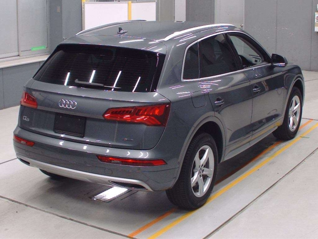 Import and buy AUDI Q5 2019 from Japan to Nairobi, Kenya