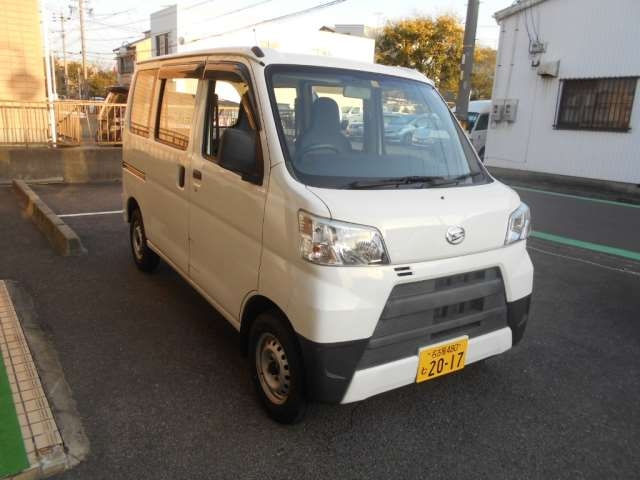 Import and buy DAIHATSU HIJET TRUCK 2018 from Japan to Nairobi, Kenya