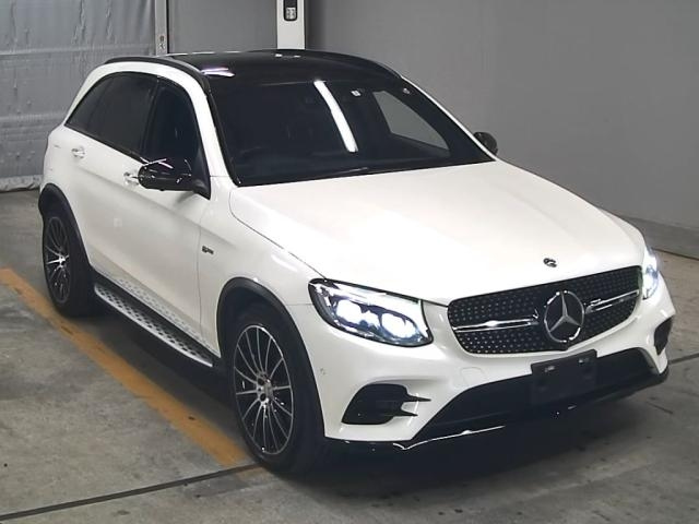 Import and buy MERCEDES BENZ AMG GLC 2019 from Japan to Nairobi, Kenya