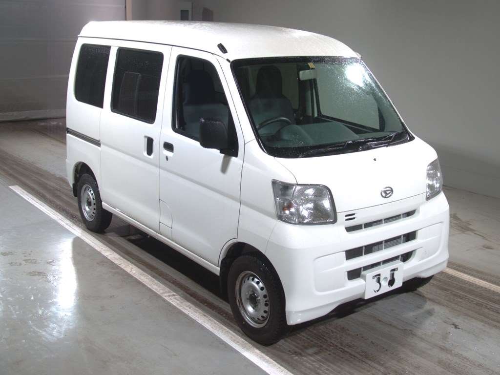 Import and buy DAIHATSU HIJET VAN 2017 from Japan to Nairobi, Kenya