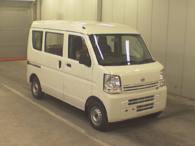 Import and buy NISSAN CLIPPER VAN 2018 from Japan to Nairobi, Kenya