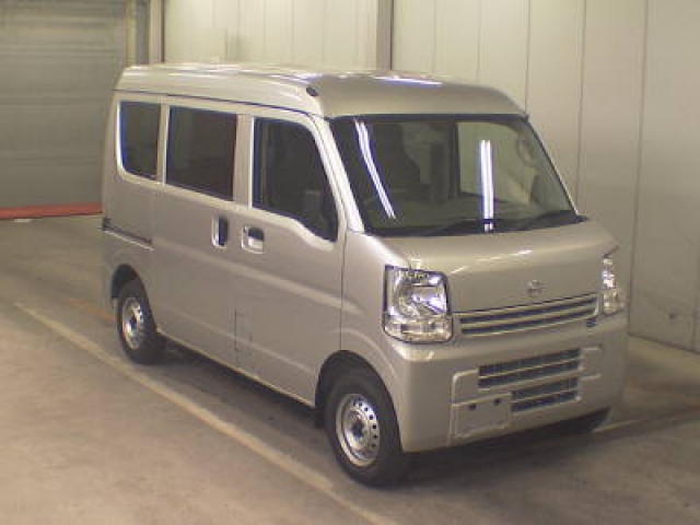 Import and buy NISSAN CLIPPER VAN 2018 from Japan to Nairobi, Kenya