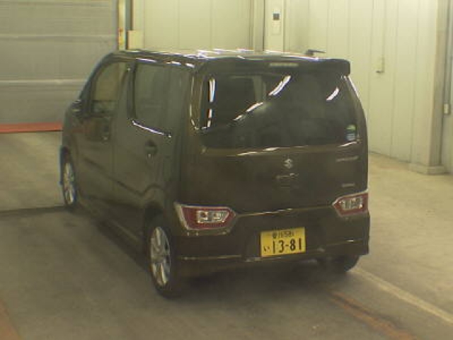 Import and buy SUZUKI WAGON R 2017 from Japan to Nairobi, Kenya