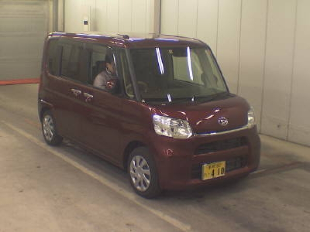 Import and buy DAIHATSU TANTO 2017 from Japan to Nairobi, Kenya