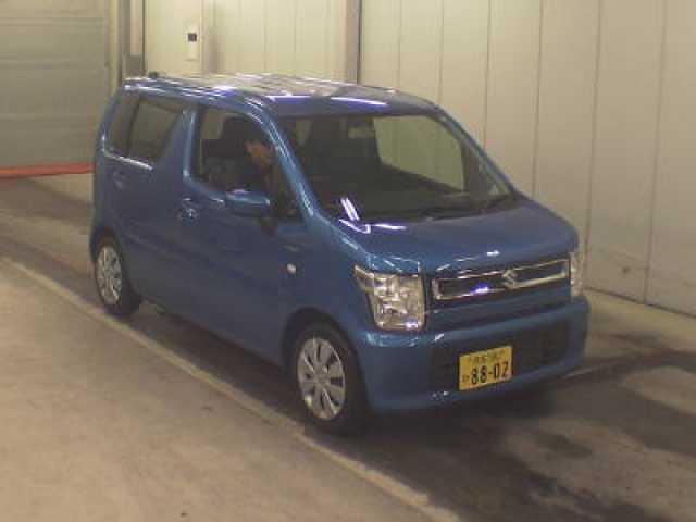 Import and buy SUZUKI WAGON R 2018 from Japan to Nairobi, Kenya