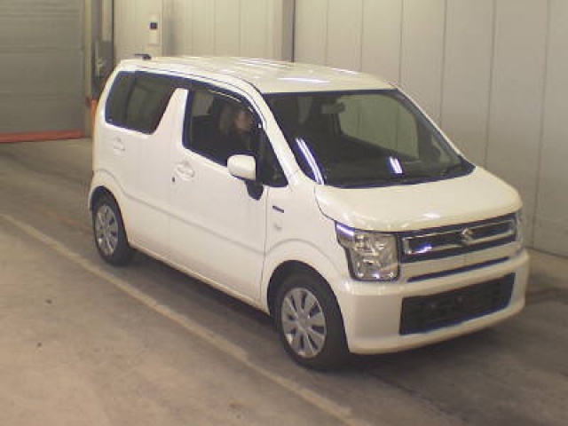 Import and buy SUZUKI WAGON R 2017 from Japan to Nairobi, Kenya