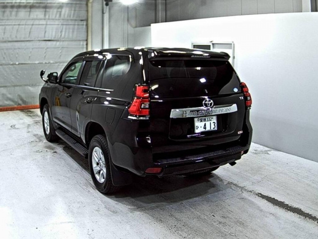 Import and buy TOYOTA LAND CRUISER PRADO 2017 from Japan to Nairobi, Kenya