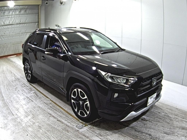 Import and buy TOYOTA RAV4 2020 from Japan to Nairobi, Kenya