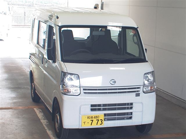 Import and buy NISSAN CLIPPER VAN 2017 from Japan to Nairobi, Kenya