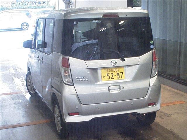 Import and buy NISSAN DAYZ ROOX 2018 from Japan to Nairobi, Kenya