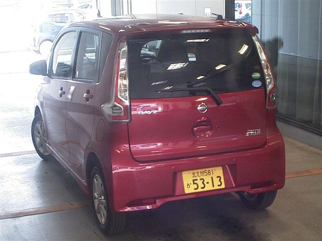 Import and buy NISSAN DAYZ 2018 from Japan to Nairobi, Kenya