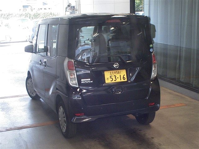 Import and buy NISSAN DAYZ ROOX 2018 from Japan to Nairobi, Kenya