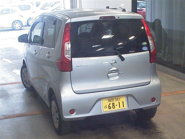 Import and buy NISSAN DAYZ 2018 from Japan to Nairobi, Kenya