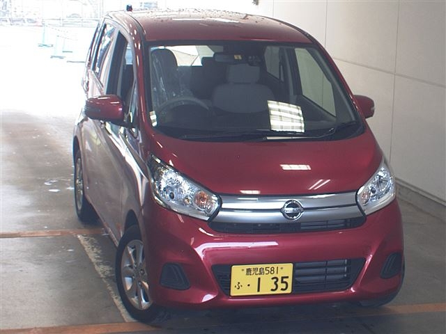 Import and buy NISSAN DAYZ 2018 from Japan to Nairobi, Kenya