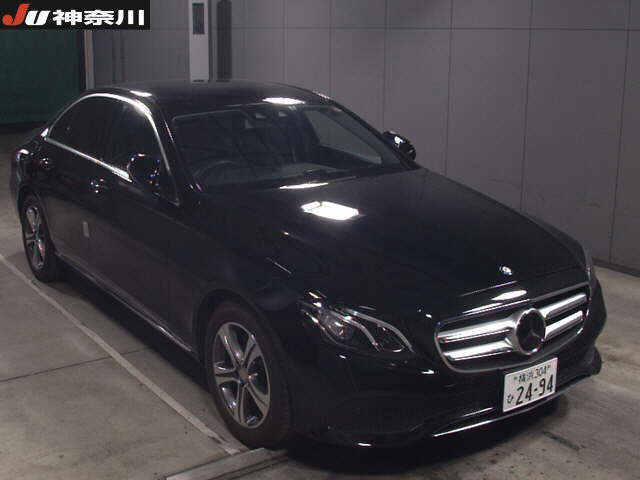 Import and buy MERCEDES BENZ BENZ E CLASS 2017 from Japan to Nairobi, Kenya