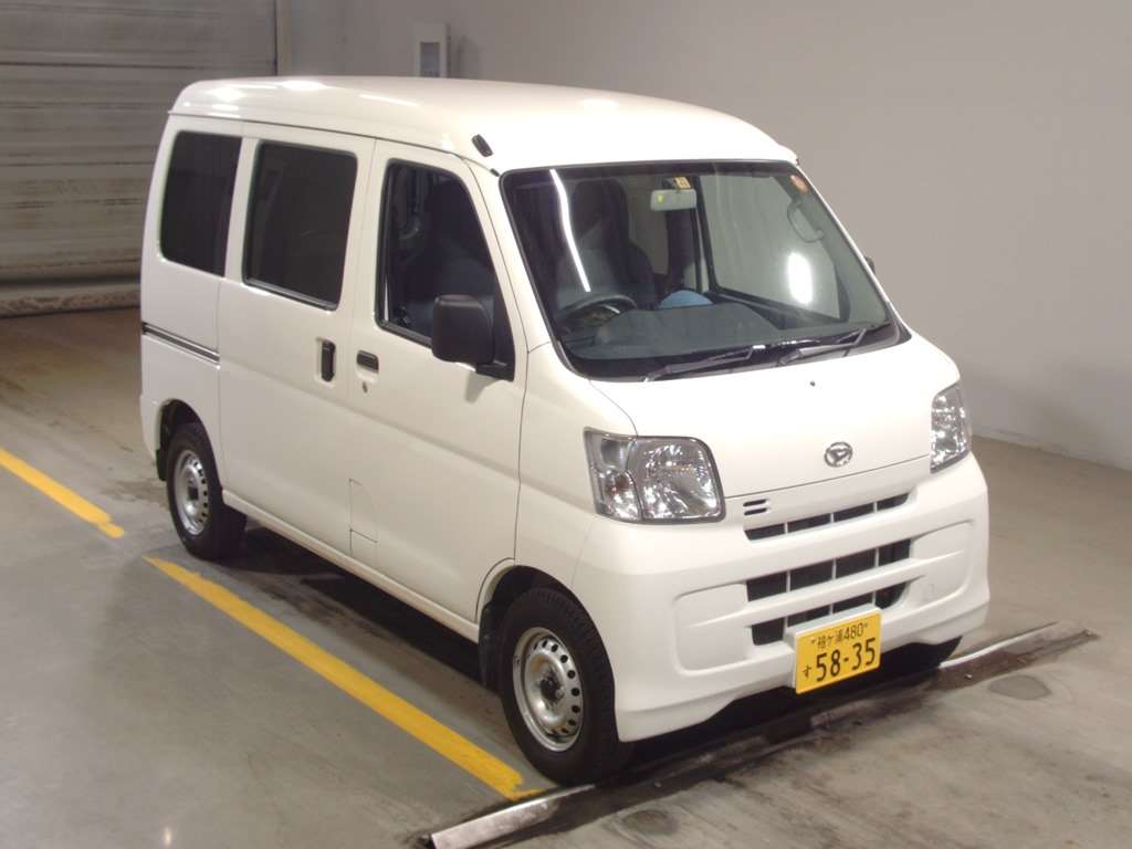 Import and buy DAIHATSU HIJET VAN 2017 from Japan to Nairobi, Kenya