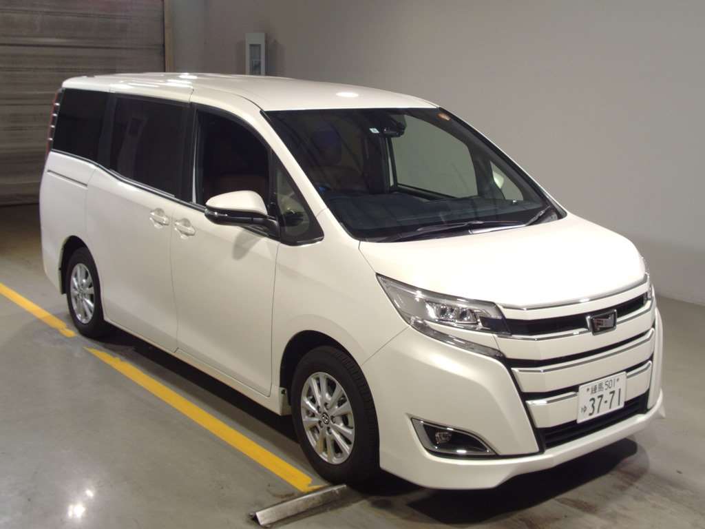 Import and buy TOYOTA NOAH 2017 from Japan to Nairobi, Kenya