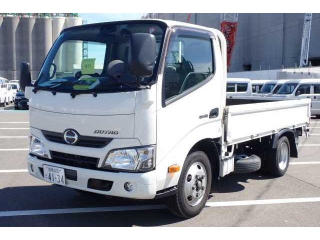 Import and buy HINO DUTRO 2018 from Japan to Nairobi, Kenya