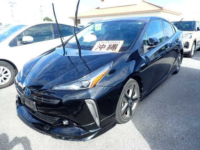 Import and buy TOYOTA PRIUS 2019 from Japan to Nairobi, Kenya