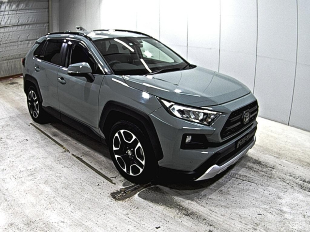 Import and buy TOYOTA RAV4 2021 from Japan to Nairobi, Kenya