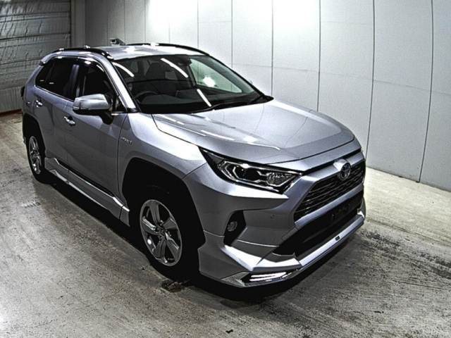 Import and buy TOYOTA RAV4 2019 from Japan to Nairobi, Kenya