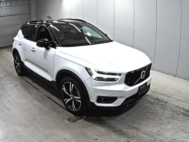 Import and buy VOLVO XC40 2019 from Japan to Nairobi, Kenya