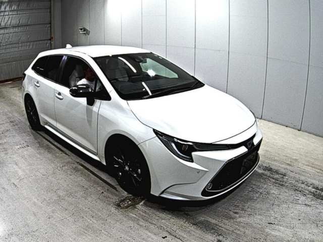 Import and buy TOYOTA COROLLA TOURING 2021 from Japan to Nairobi, Kenya