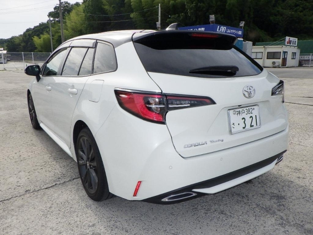 Import and buy TOYOTA COROLLA TOURING 2021 from Japan to Nairobi, Kenya