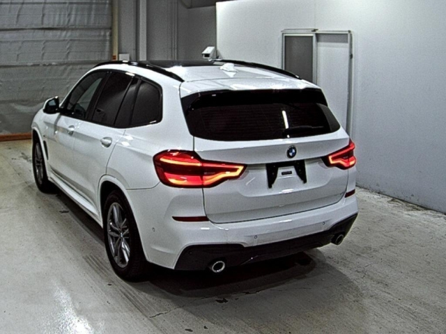 Import and buy BMW X3 2019 from Japan to Nairobi, Kenya