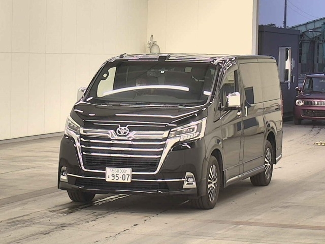 Import and buy TOYOTA GRANACE 2020 from Japan to Nairobi, Kenya