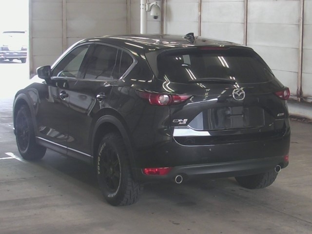 Import and buy MAZDA CX-5 2018 from Japan to Nairobi, Kenya