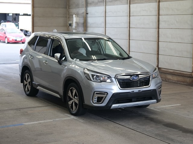 Import and buy SUBARU FORESTER 2018 from Japan to Nairobi, Kenya