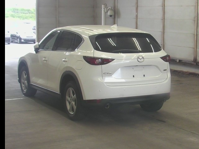 Import and buy MAZDA CX-5 2017 from Japan to Nairobi, Kenya