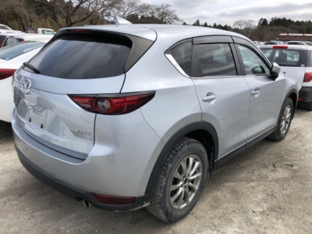 Import and buy MAZDA CX-5 2017 from Japan to Nairobi, Kenya