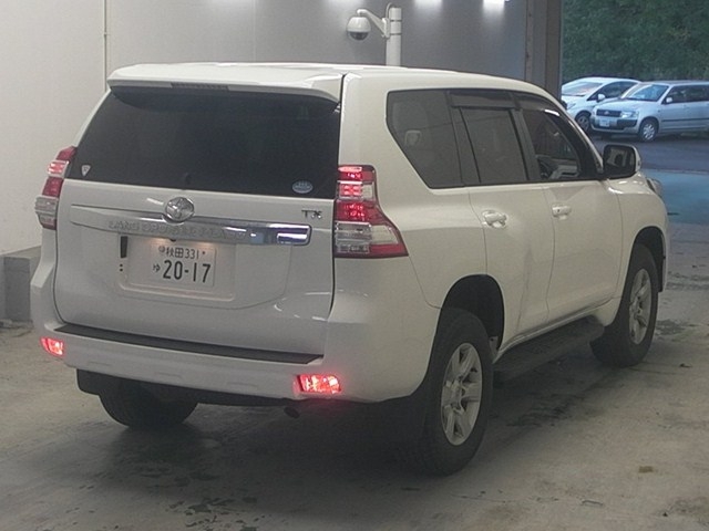 Import and buy TOYOTA LAND CRUISER PRADO 2017 from Japan to Nairobi, Kenya