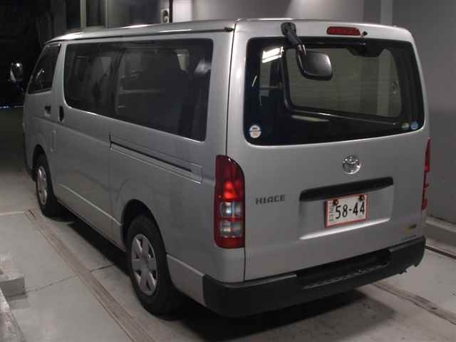 Import and buy TOYOTA HIACE VAN 2017 from Japan to Nairobi, Kenya