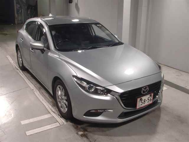 Import and buy MAZDA AXELA 2017 from Japan to Nairobi, Kenya