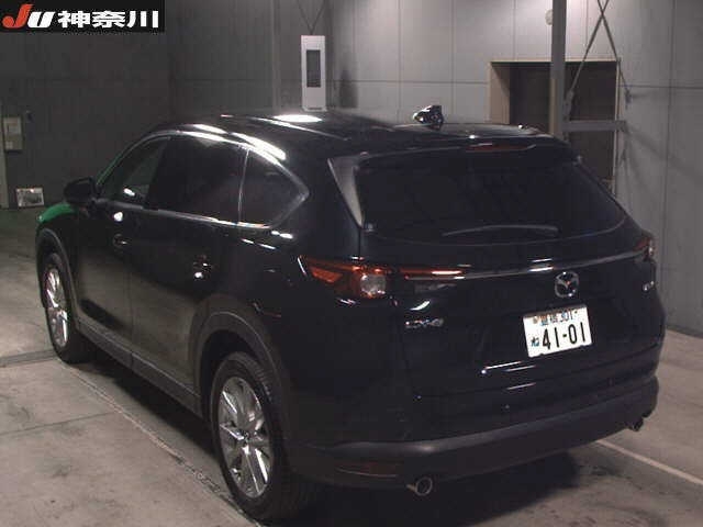 Import and buy MAZDA CX-8 2018 from Japan to Nairobi, Kenya