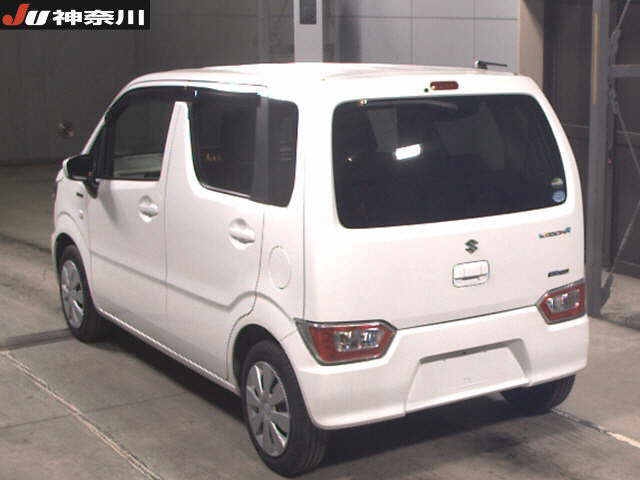 Import and buy SUZUKI WAGON R 2017 from Japan to Nairobi, Kenya