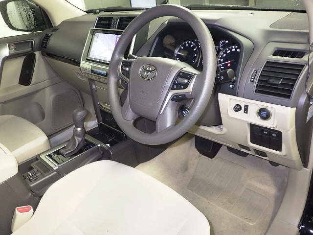 Import and buy TOYOTA LAND CRUISER PRADO 2018 from Japan to Nairobi, Kenya