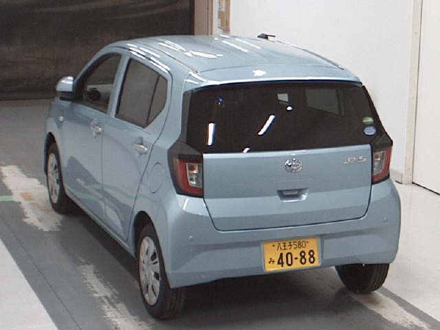 Import and buy DAIHATSU MIRA E S 2017 from Japan to Nairobi, Kenya