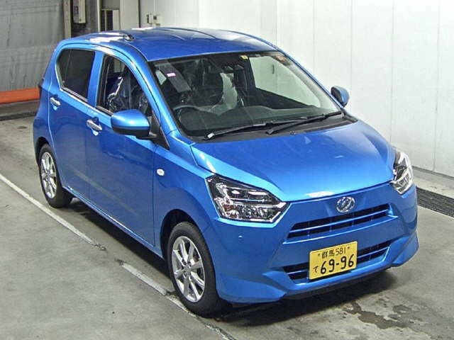 Import and buy DAIHATSU MIRA E S 2017 from Japan to Nairobi, Kenya