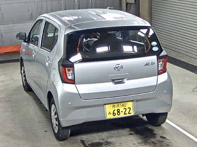 Import and buy DAIHATSU MIRA E S 2018 from Japan to Nairobi, Kenya