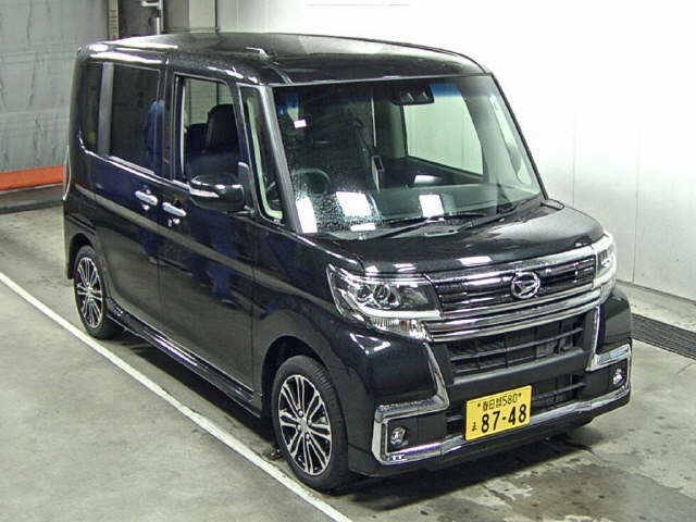 Import and buy DAIHATSU TANTO 2017 from Japan to Nairobi, Kenya