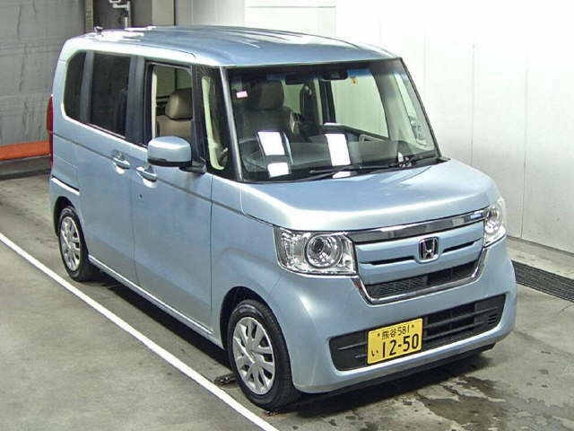 Import and buy HONDA N BOX 2018 from Japan to Nairobi, Kenya