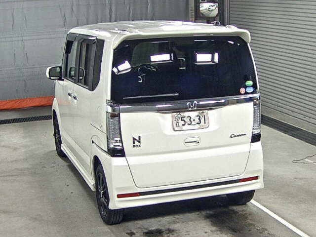 Import and buy HONDA N BOX 2017 from Japan to Nairobi, Kenya