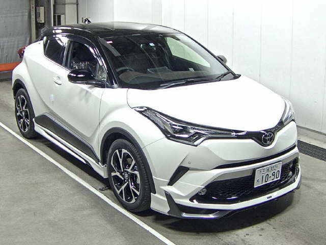 Import and buy TOYOTA C-HR 2018 from Japan to Nairobi, Kenya