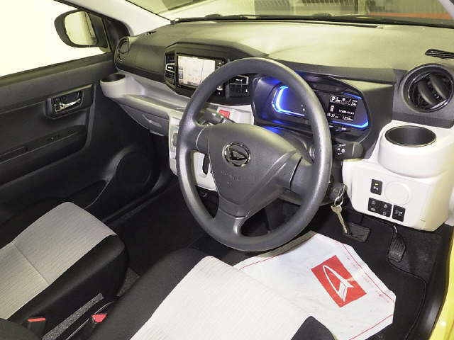 Import and buy DAIHATSU MIRA E S 2017 from Japan to Nairobi, Kenya